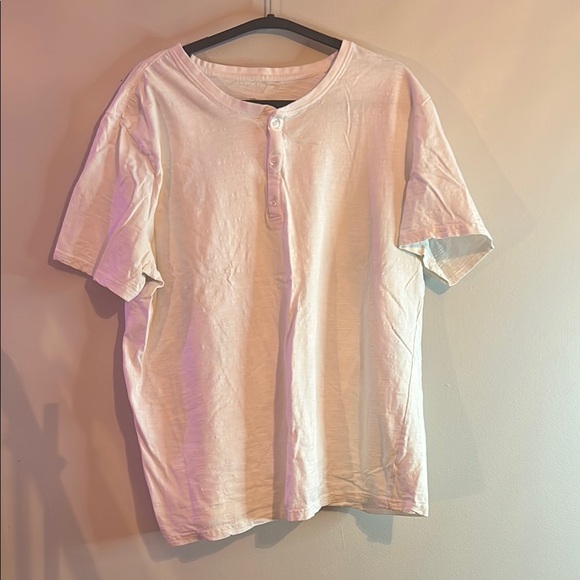 GAP Cream Textured Top - Picture 1 of 6